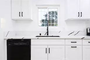 9246 Manzanar Ave, Downey, CA 90240 - Photo 10