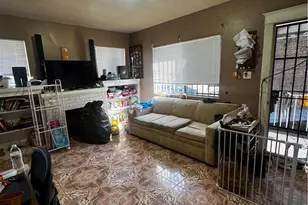 281 E 48th St, Los Angeles, CA 90011 - Photo 20