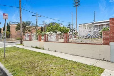 9027 Menlo, Los Angeles, CA 90044 - Photo 20