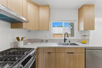608 Davis, Montebello, CA 90640 - Photo 20