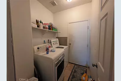 10786 Thorndale, Adelanto, CA 92301 - Photo 12