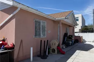 10703 Anzac, Los Angeles, CA 90059 - Photo 18