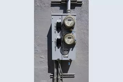 10703 Anzac, Los Angeles, CA 90059 - Photo 6