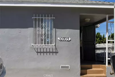 10703 Anzac, Los Angeles, CA 90059 - Photo 4