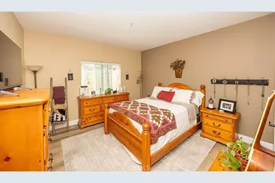 1516 Pacific Coast, Huntington Beach, CA 92648 - Photo 8