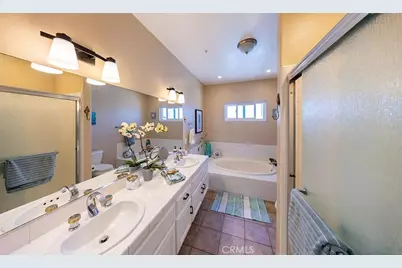 1516 Pacific Coast, Huntington Beach, CA 92648 - Photo 10