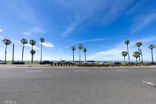 1516 Pacific Coast, Huntington Beach, CA 92648 - Photo 14