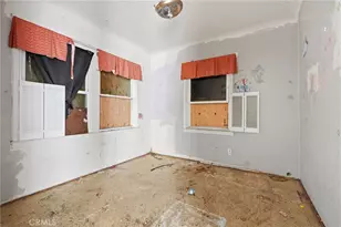 1946 E Clinton, Fresno, CA 93703 - Photo 8