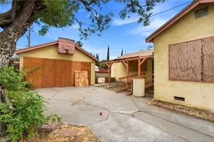 1946 E Clinton, Fresno, CA 93703 - Photo 6