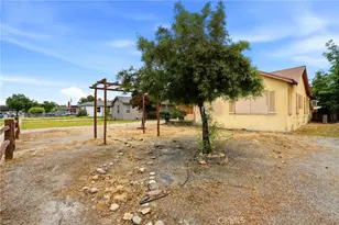 1946 E Clinton, Fresno, CA 93703 - Photo 14