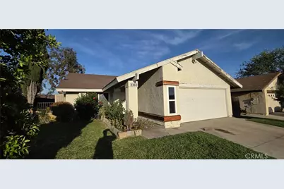 6362 Candle Light, Jurupa, CA 92509 - Photo 2