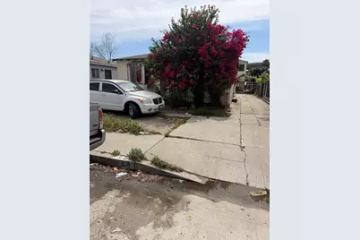 228 W Imperial, Los Angeles, CA 90061 - Photo 4