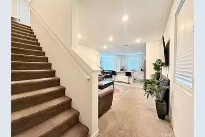 16584 Poppy Seed Ln, Fontana, CA 92336 - Photo 2