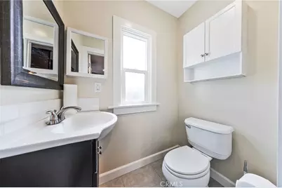 2718 W 15th, Los Angeles, CA 90006 - Photo 26