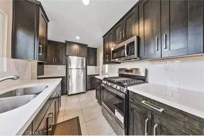 2718 W 15th, Los Angeles, CA 90006 - Photo 22