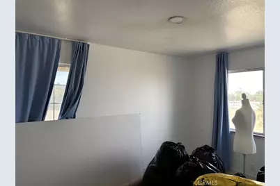 9591 Colfax Road, Phelan, CA 92371 - Photo 6