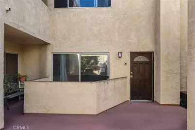 6438 Hazeltine Avenue #6, Van Nuys, CA 91401 - Photo 4