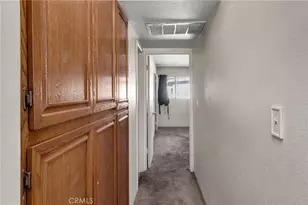 6438 Hazeltine Ave, Van Nuys, CA 91401 - Photo 18