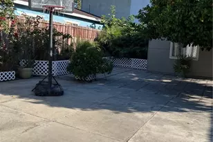 416 E 31st St, Los Angeles, CA 90011 - Photo 36