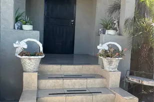 416 E 31st St, Los Angeles, CA 90011 - Photo 2