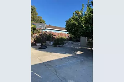 416 E 31st Street, Los Angeles, CA 90011 - Photo 28