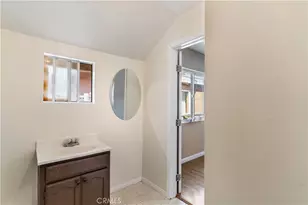 5230 Lavinia Ave, Lynwood, CA 90262 - Photo 18