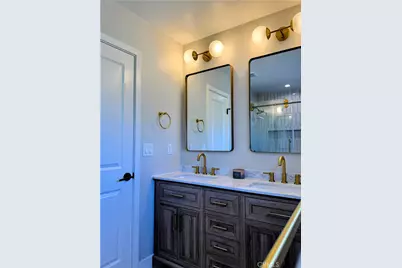8002 San Leon Circle, Buena Park, CA 90620 - Photo 10