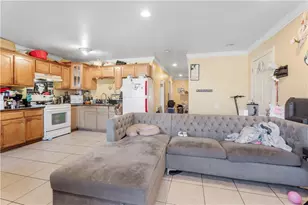 9207 S Central, Los Angeles, CA 90002 - Photo 18