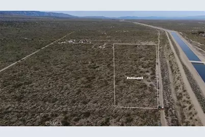 26000 Avenue W, Llano, CA 93544 - Photo 2