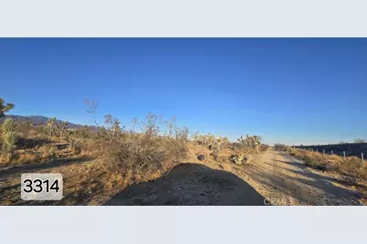 26000 Avenue W, Llano, CA 93544 - Photo 16
