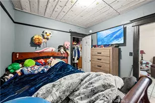 949 Hollins St, Los Angeles, CA 90023 - Photo 16