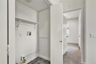 2390 Sunningdale Dr, Tustin, CA 92782 - Photo 24