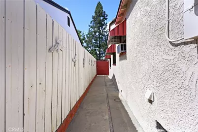 8548 Paramount Boulevard, Downey, CA 90240 - Photo 24