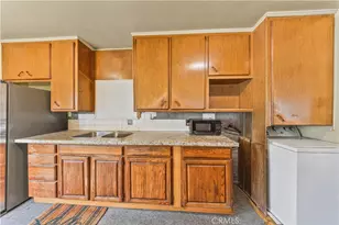 3729 Easy, Long Beach, CA 90810 - Photo 24