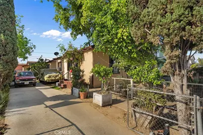1350 E 43rd Street, Los Angeles, CA 90011 - Photo 2