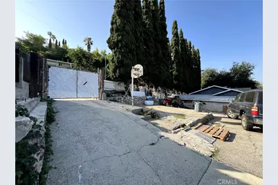 4422 Topaz Street, Los Angeles, CA 90032 - Photo 10