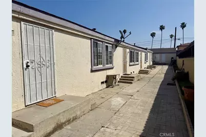 1742 N Marine, Wilmington, CA 90744 - Photo 4