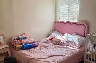1742 N Marine, Wilmington, CA 90744 - Photo 8