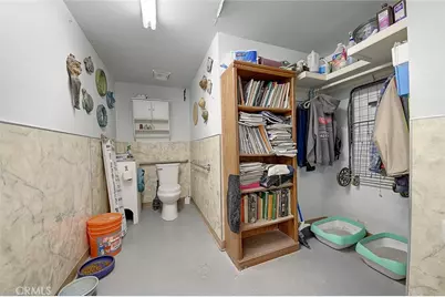 2715 E 56th Street, Long Beach, CA 90805 - Photo 10