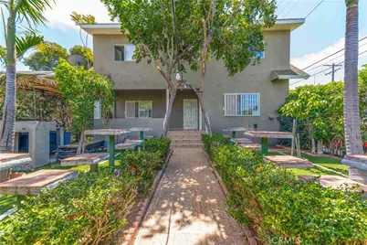 736 W 41st Place, Los Angeles, CA 90037 - Photo 2