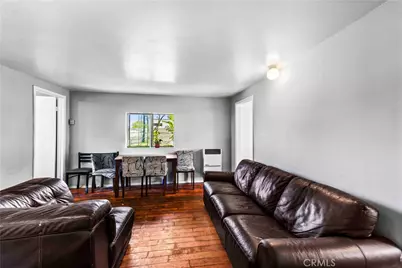 736 W 41st Place, Los Angeles, CA 90037 - Photo 20