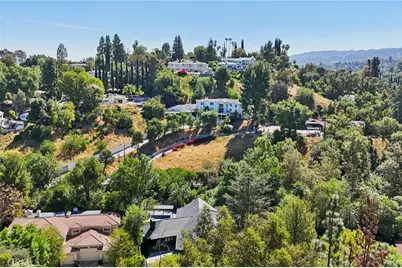 4900 Queen Victoria, Woodland Hills, CA 91364 - Photo 52
