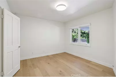 4900 Queen Victoria, Woodland Hills, CA 91364 - Photo 28