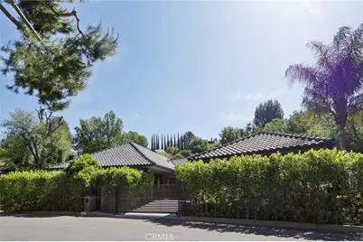 4900 Queen Victoria, Woodland Hills, CA 91364 - Photo 4