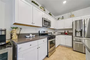 14201 Fir St, Oak Hills, CA 92344 - Photo 18