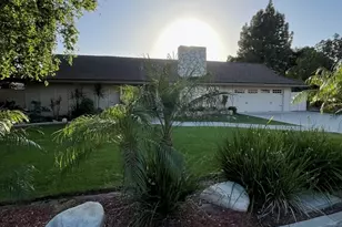 729 N Westwood Pl, Anaheim, CA 92805 - Photo 2