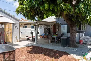 132 W 52nd St, Long Beach, CA 90805 - Photo 16