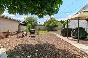 132 W 52nd St, Long Beach, CA 90805 - Photo 18