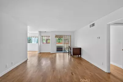 2444 E Del Mar Boulevard #208, Pasadena, CA 91107 - Photo 2
