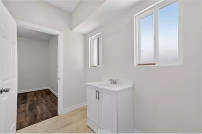 132 W 74th, Los Angeles, CA 90003 - Photo 18